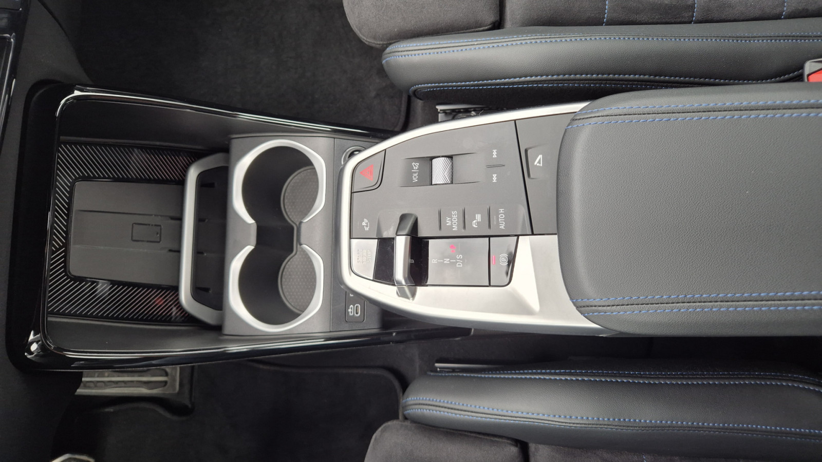 BMW X1 sDrive 18i M-Sport – Produktfoto 10