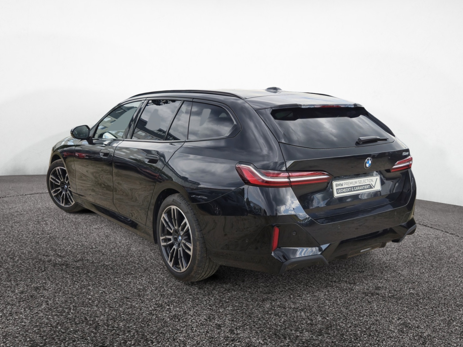 BMW 520i Touring M-Sport – Produktfoto 4