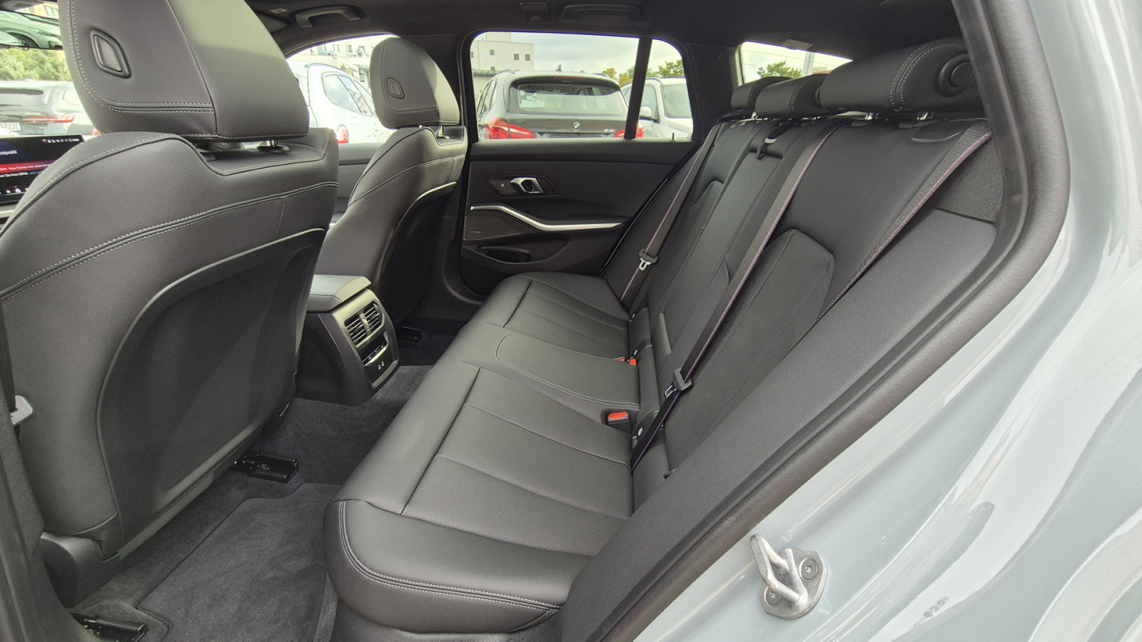 BMW M340i Touring xDrive Pro – Produktfoto 14