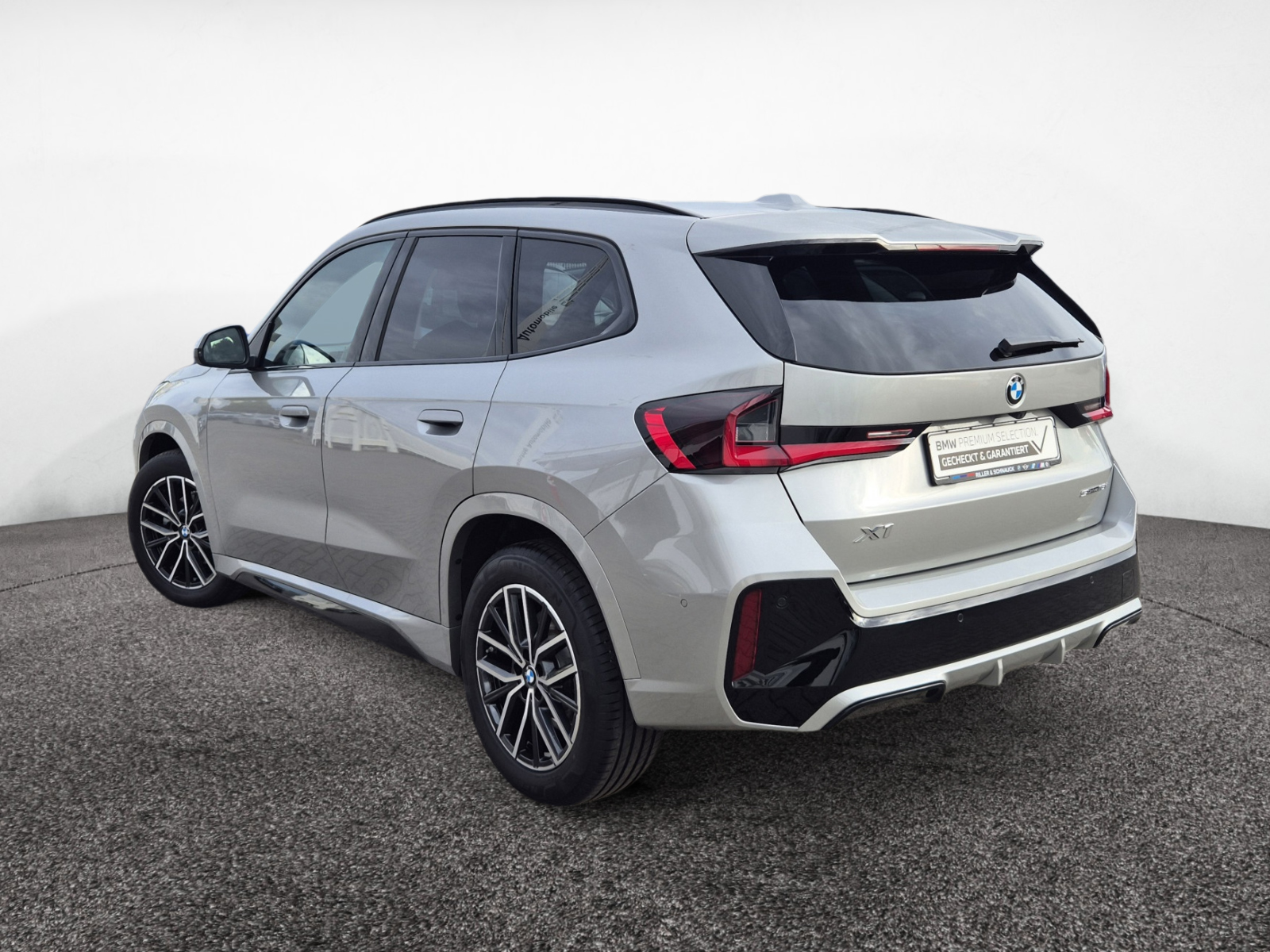 BMW X1 sDrive 18i M-Sport – Produktfoto 3
