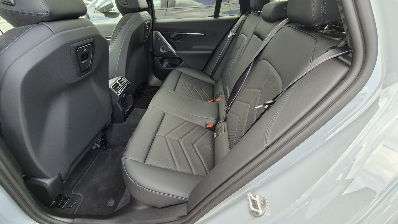 BMW 520d Touring xDrive M Sport PRO – Produktfoto 10