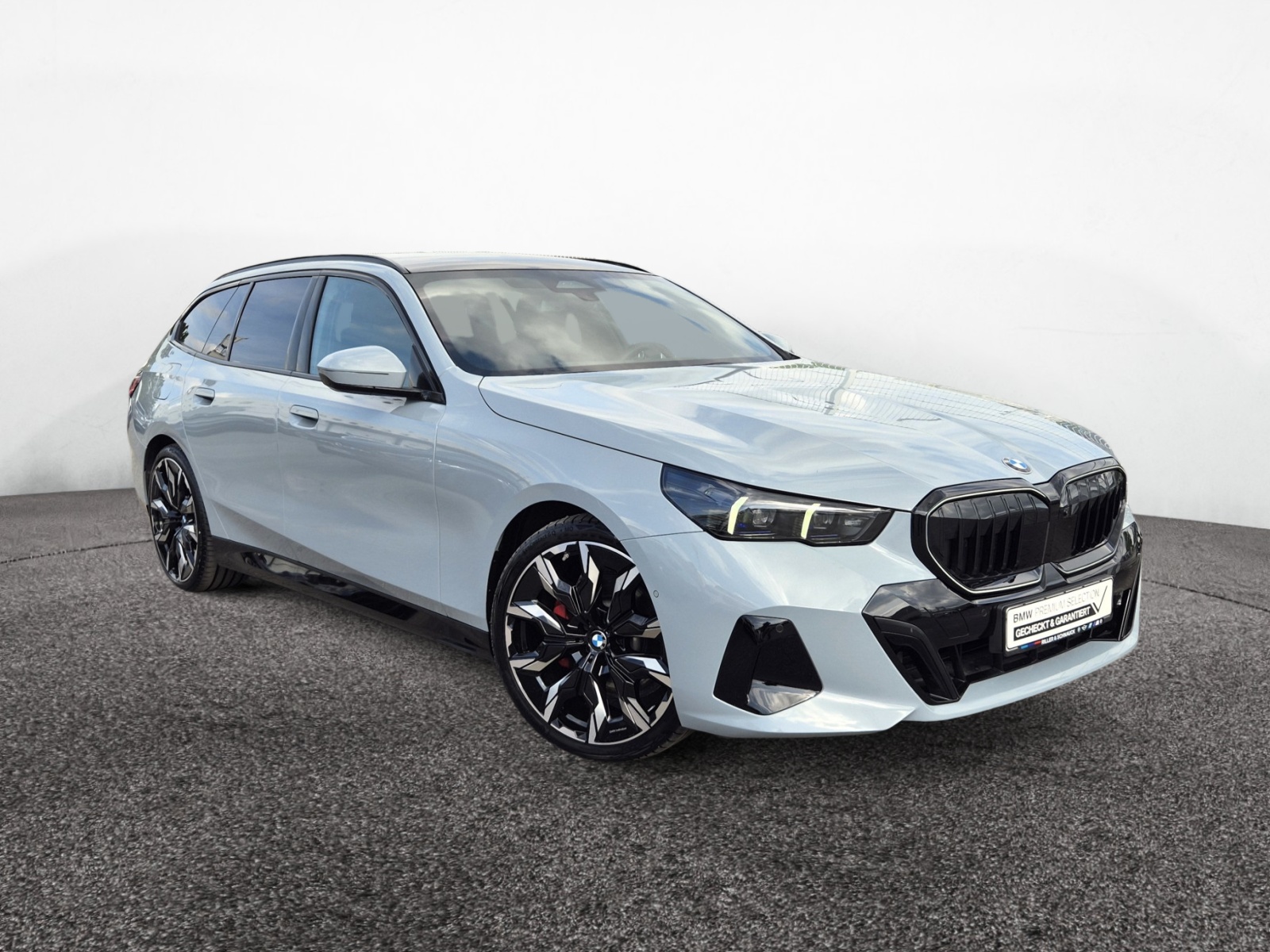 BMW 520d Touring xDrive M Sport PRO – Produktfoto 2