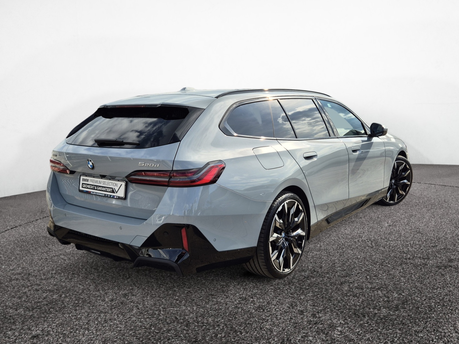 BMW 520d Touring xDrive M Sport PRO – Produktfoto 4