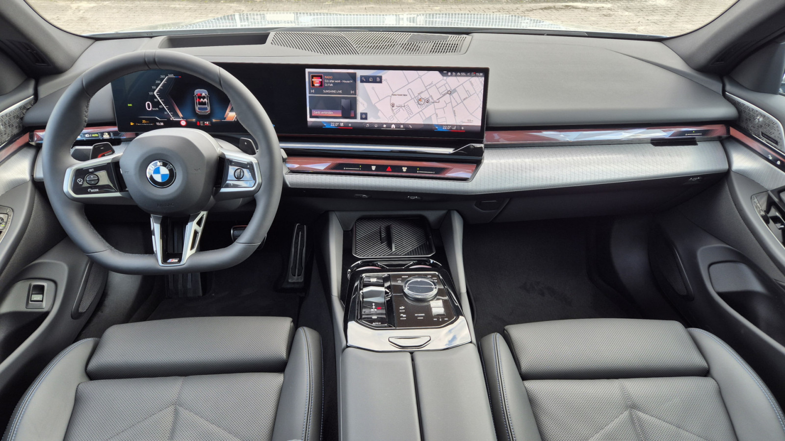 BMW 520d Touring xDrive M Sport PRO – Produktfoto 5