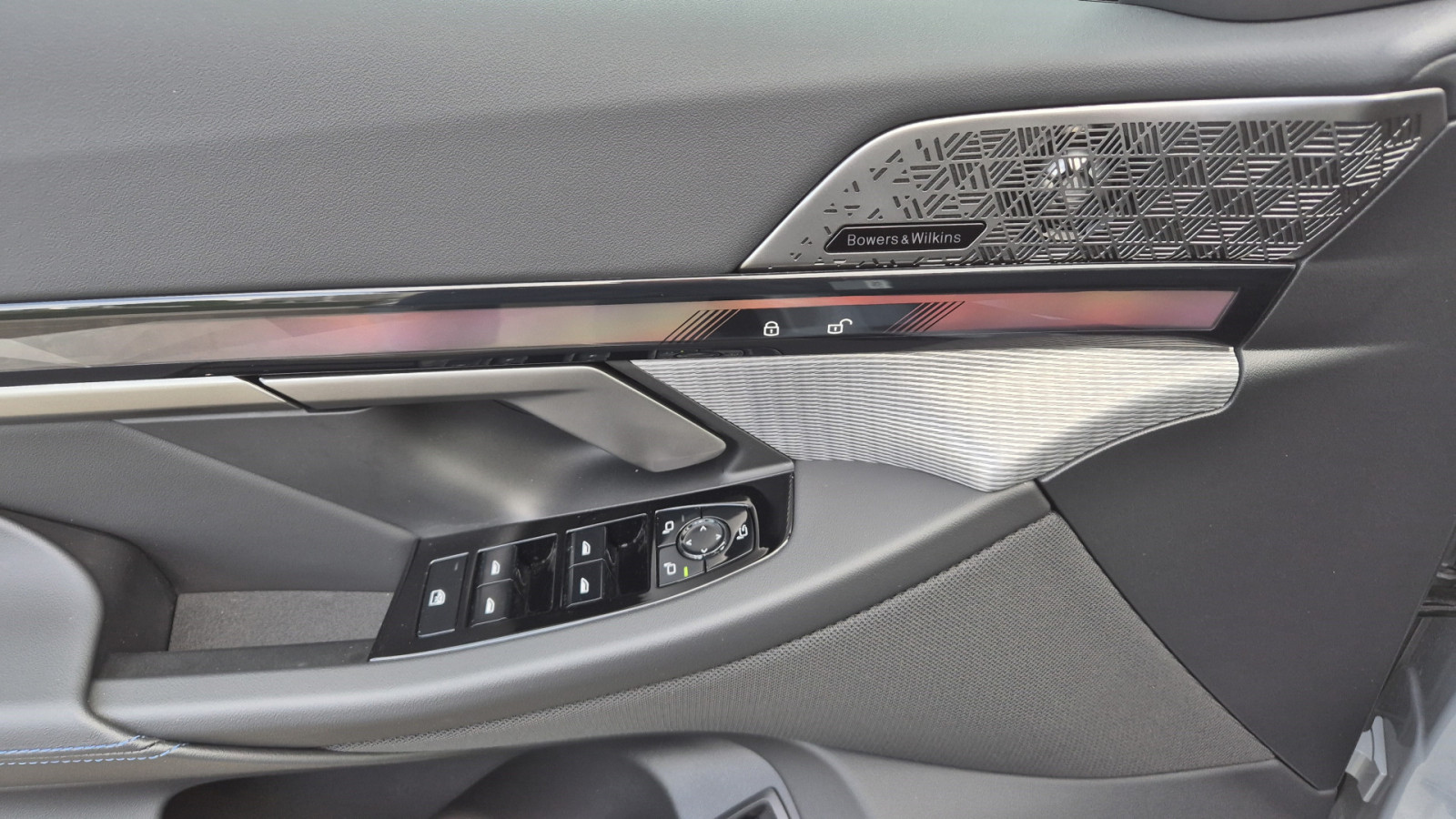 BMW 520d Touring xDrive M Sport PRO – Produktfoto 7