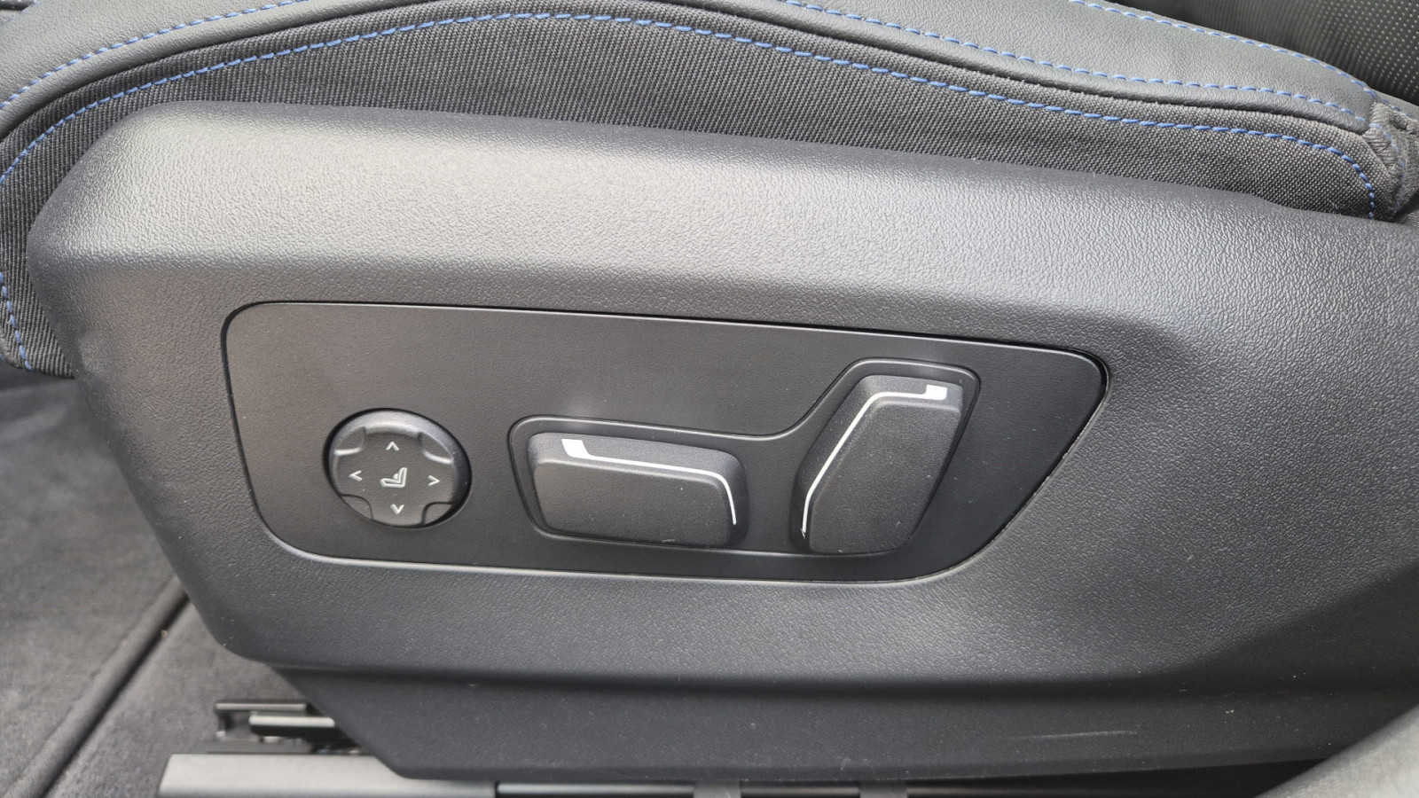 BMW 520d Touring xDrive M Sport PRO – Produktfoto 8