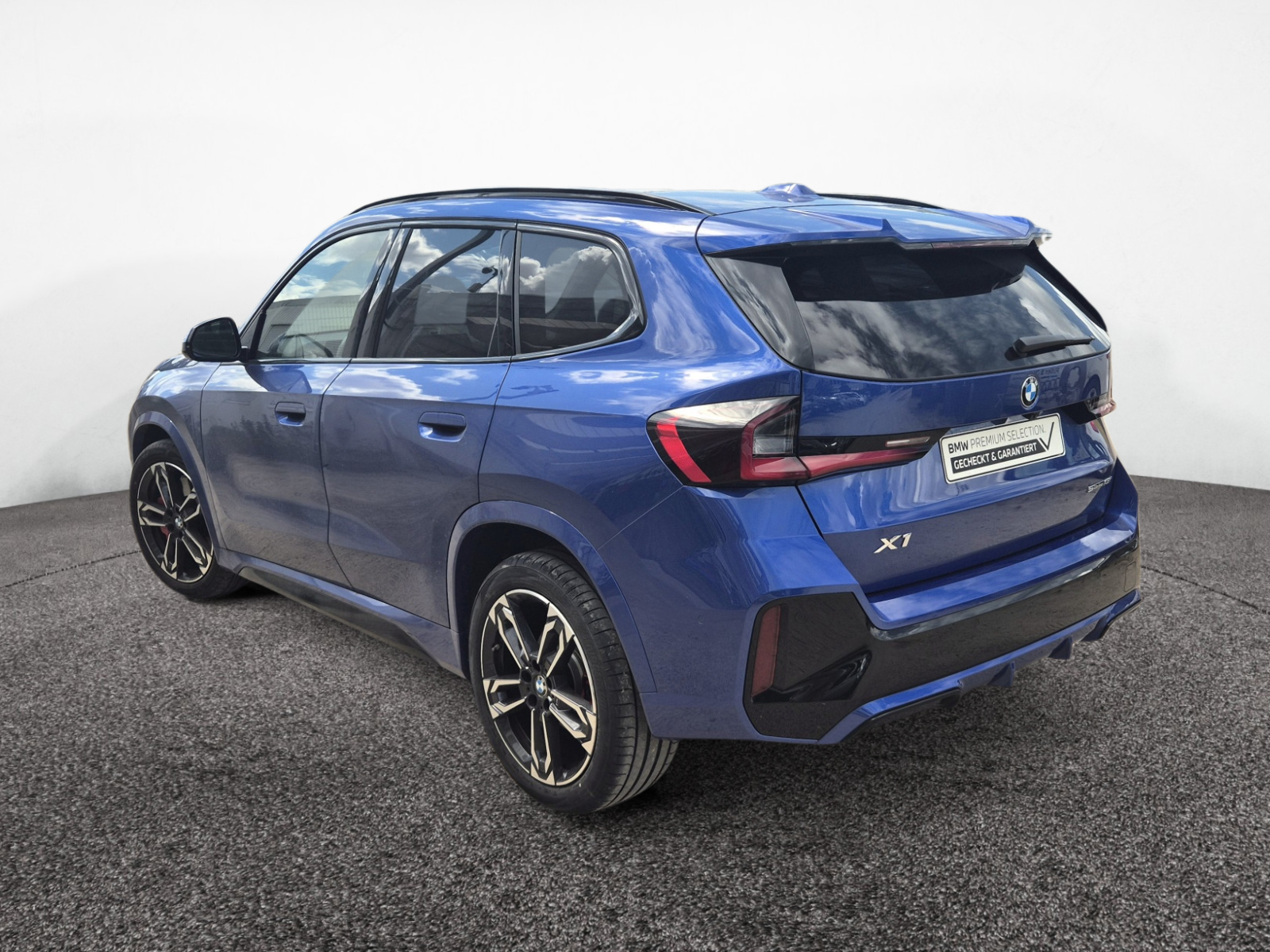 BMW X1 sDrive 18i M Sport Pro – Produktfoto 3