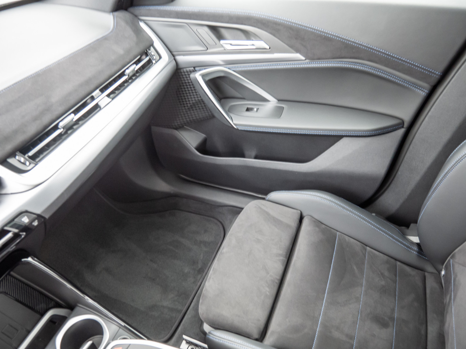BMW X1 sDrive 18i M-Sport – Produktfoto 14