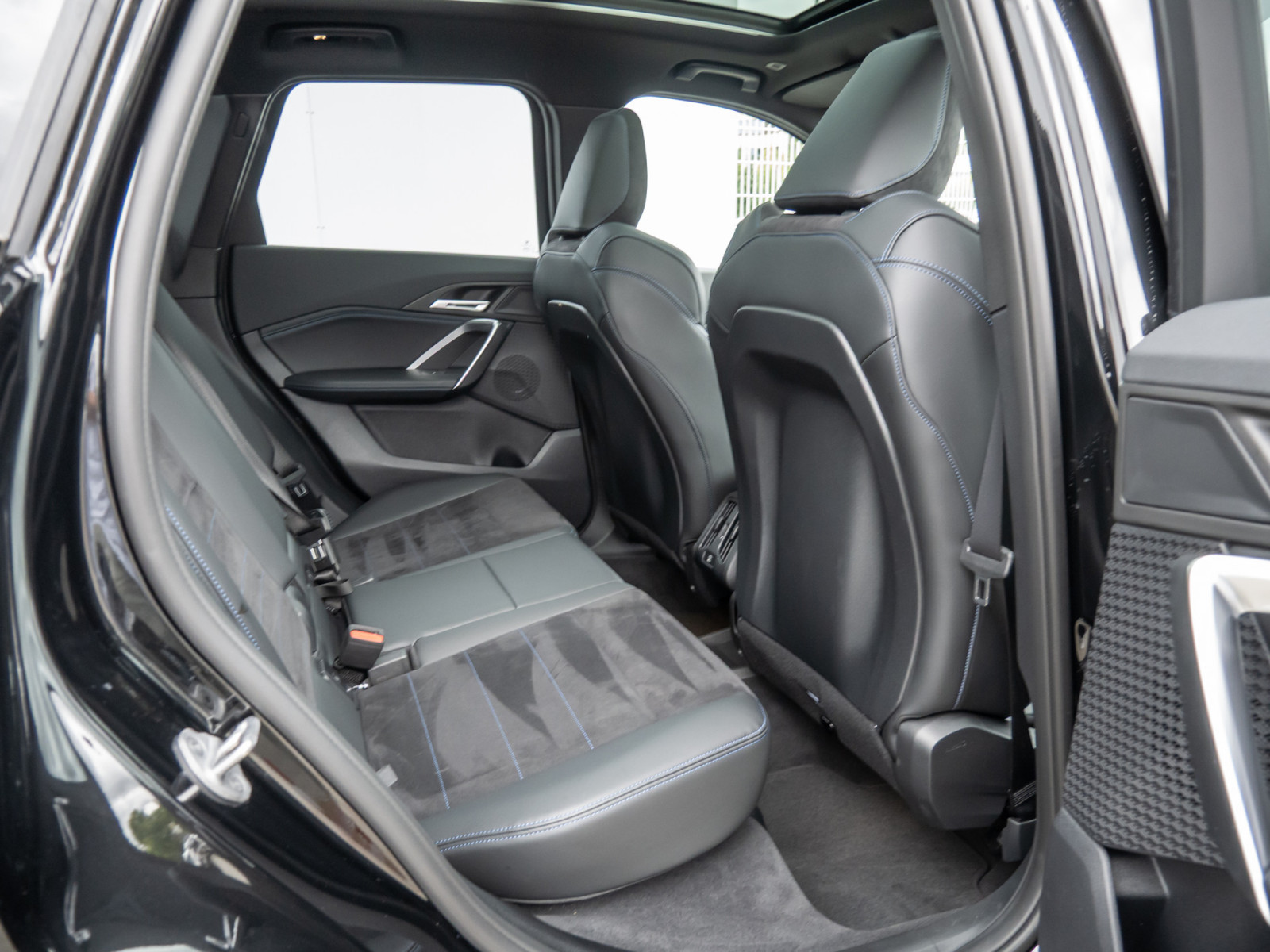 BMW X1 sDrive 18i M-Sport – Produktfoto 7