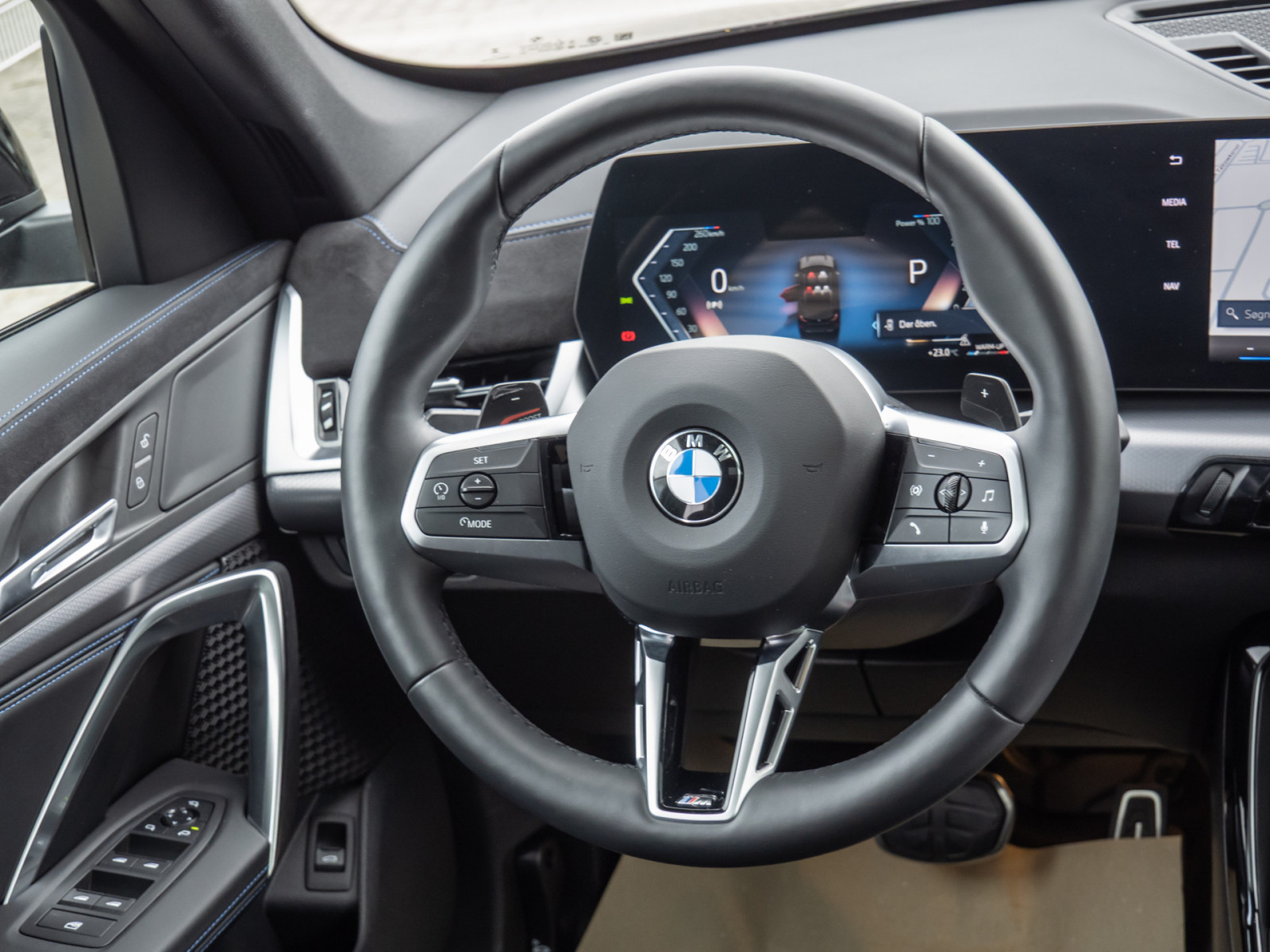 BMW X1 sDrive 18i M-Sport – Produktfoto 9