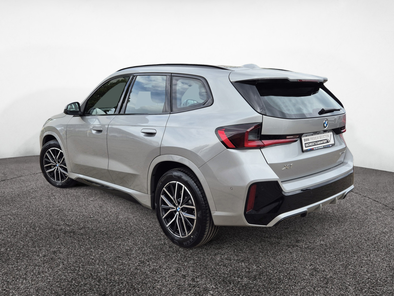 BMW X1 sDrive 18i M-Sport – Produktfoto 4