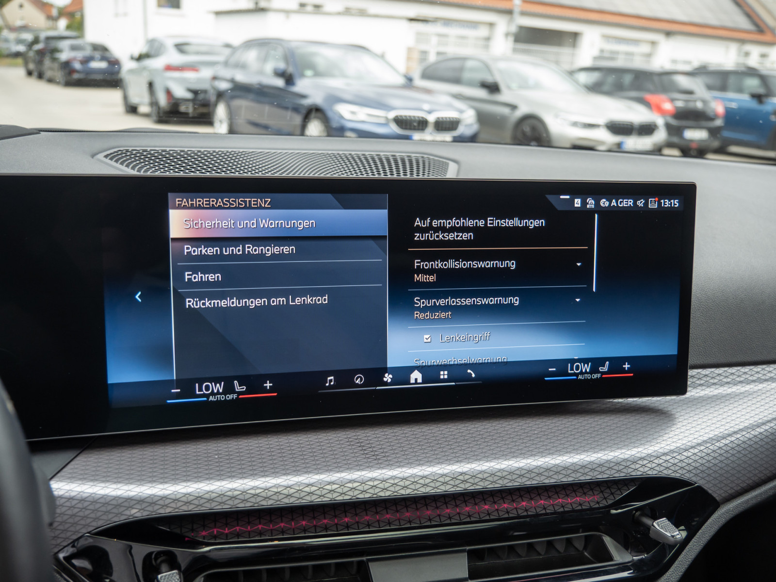 BMW 320d Touring xDrive M-Sport – Produktfoto 10