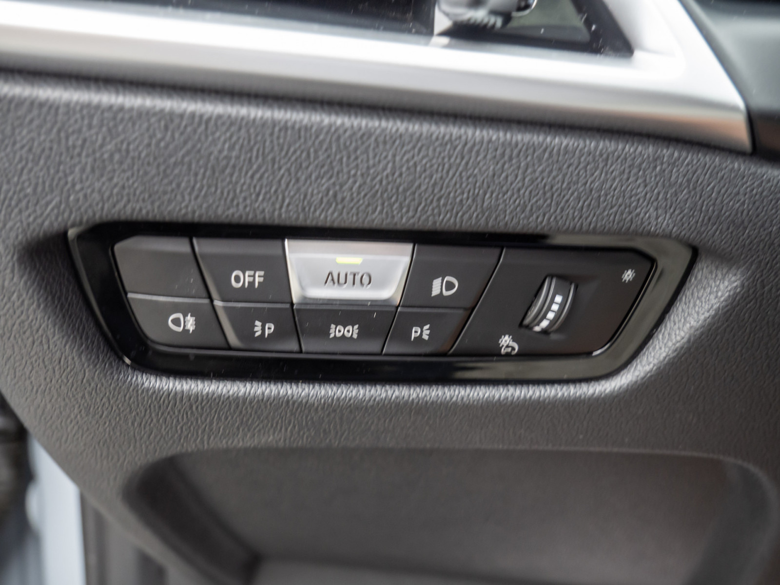 BMW 320d Touring xDrive M-Sport – Produktfoto 17