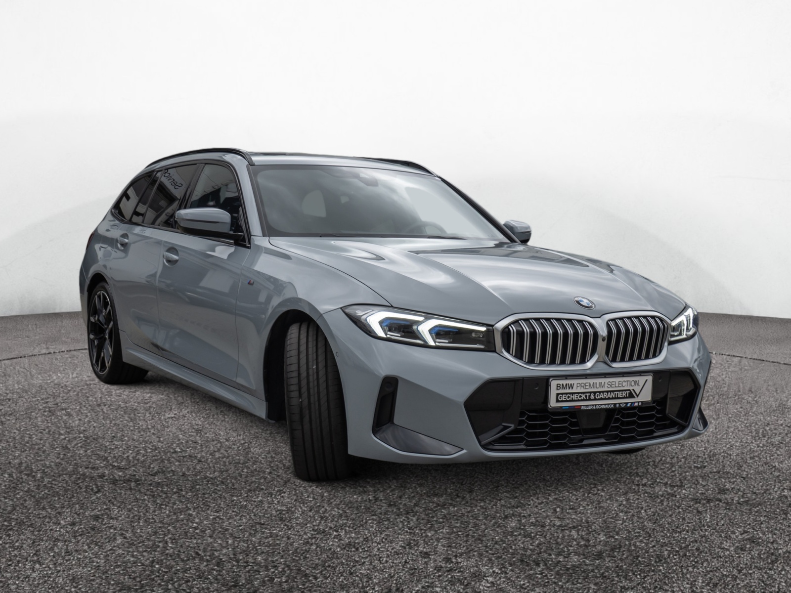 BMW 320d Touring xDrive M-Sport – Produktfoto 2