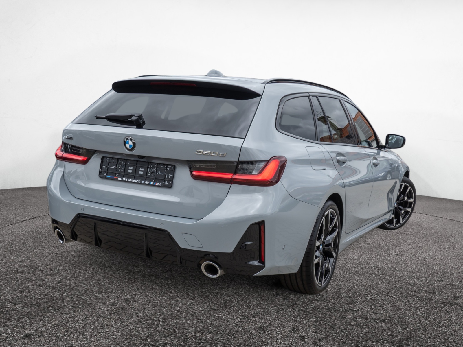 BMW 320d Touring xDrive M-Sport – Produktfoto 3