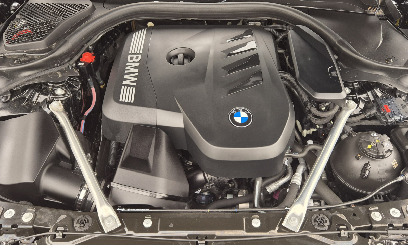 BMW 520i M-Sport – Produktfoto 14