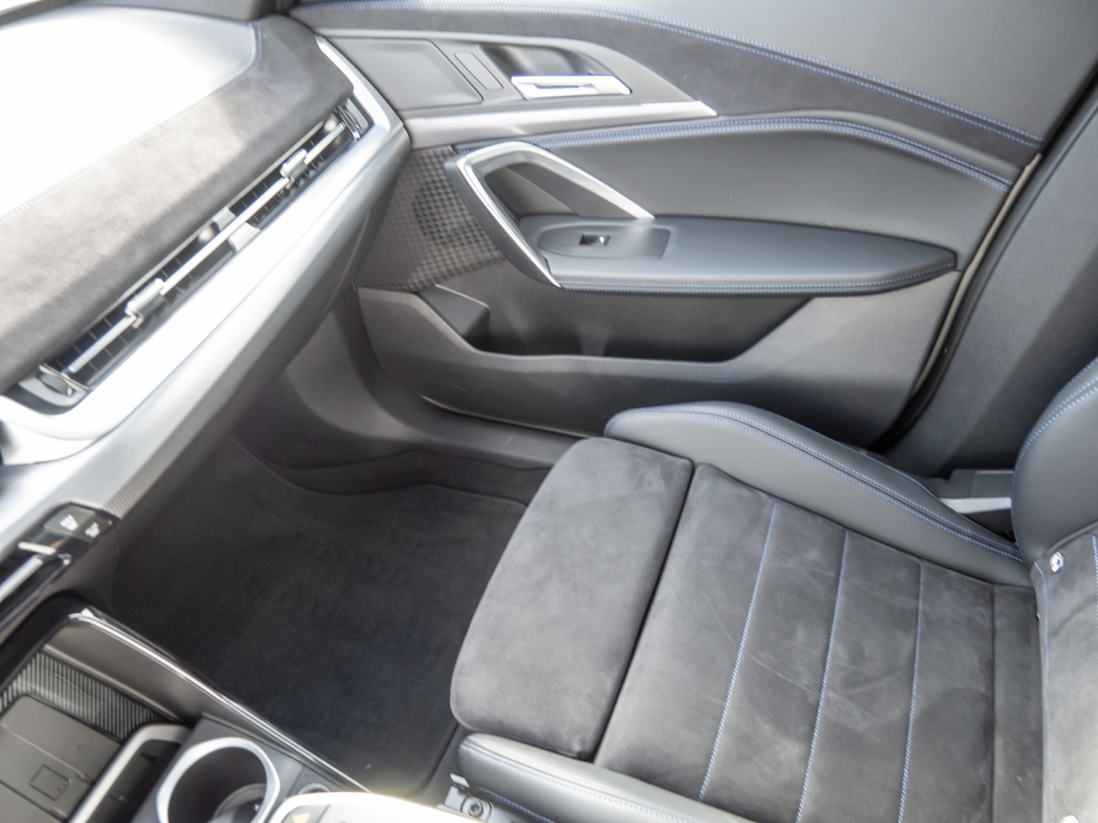 BMW X1 sDrive 18i M-Sport – Produktfoto 18