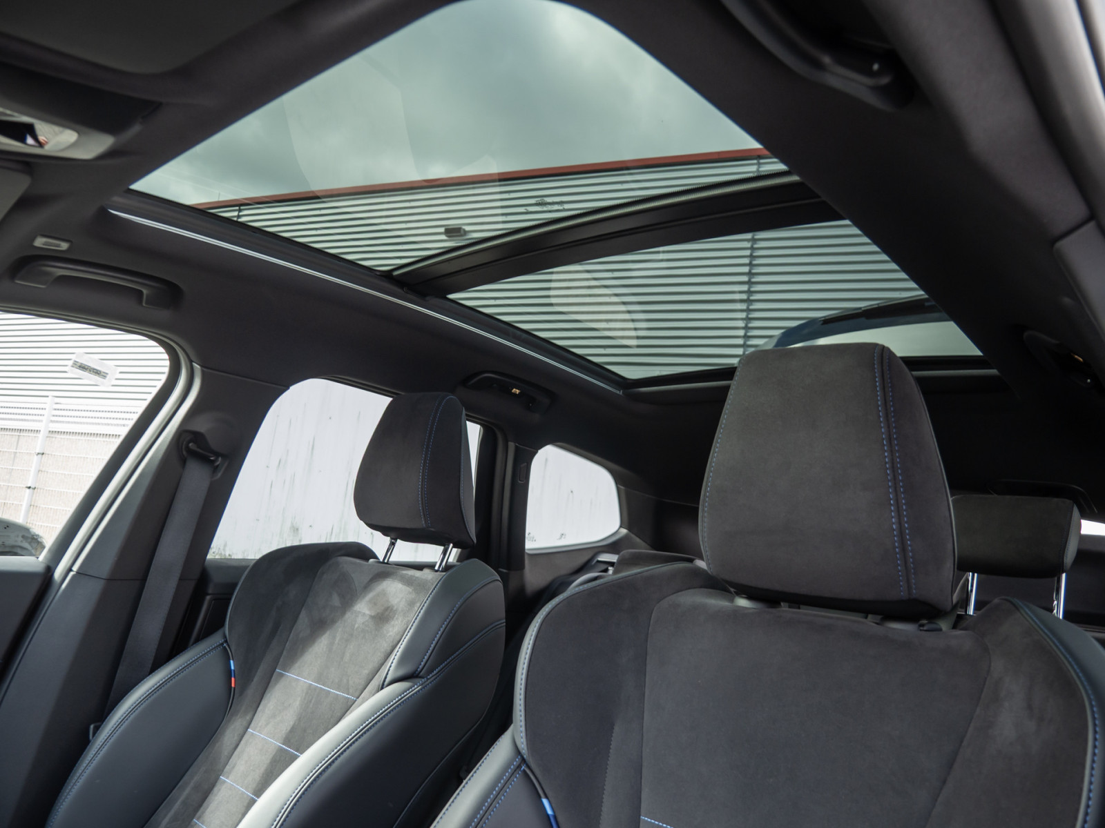 BMW X1 sDrive 18i M-Sport – Produktfoto 23