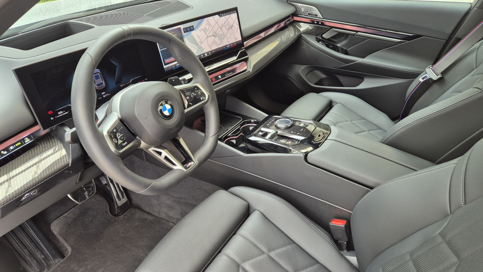 BMW 520i Touring M Sport Pro – Produktfoto 6