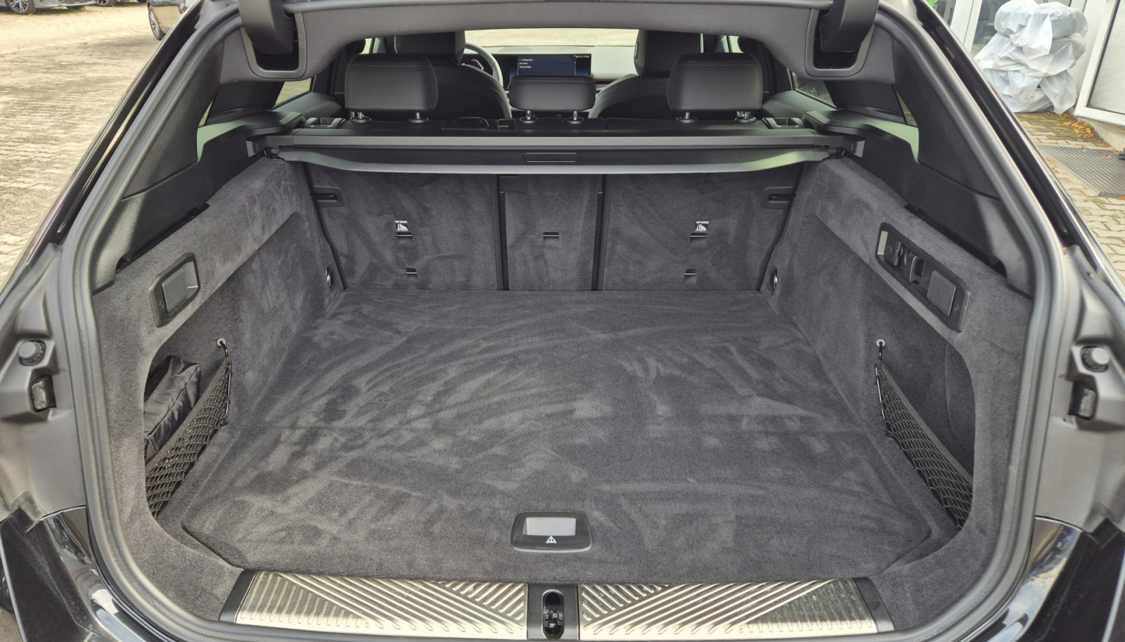 BMW 520i Touring M-Sport – Produktfoto 15
