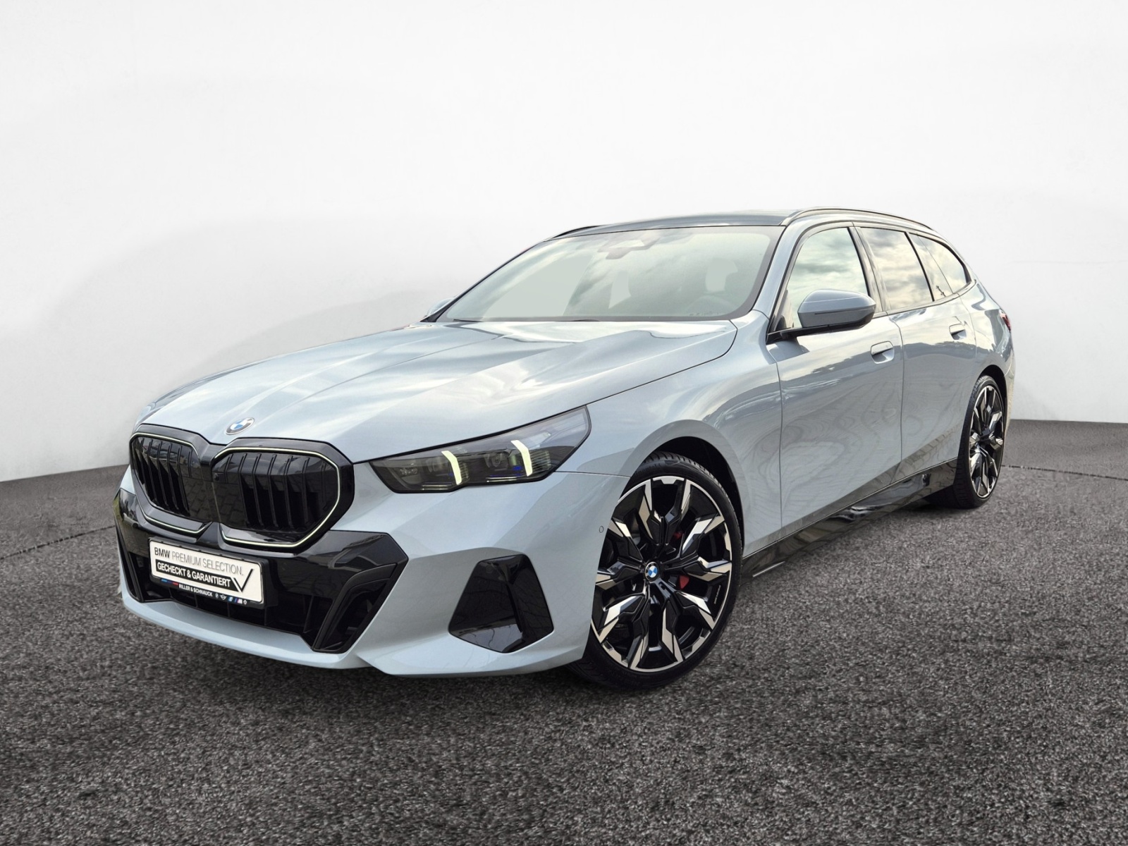 BMW 520i Touring M Sport Pro – Produktfoto 1