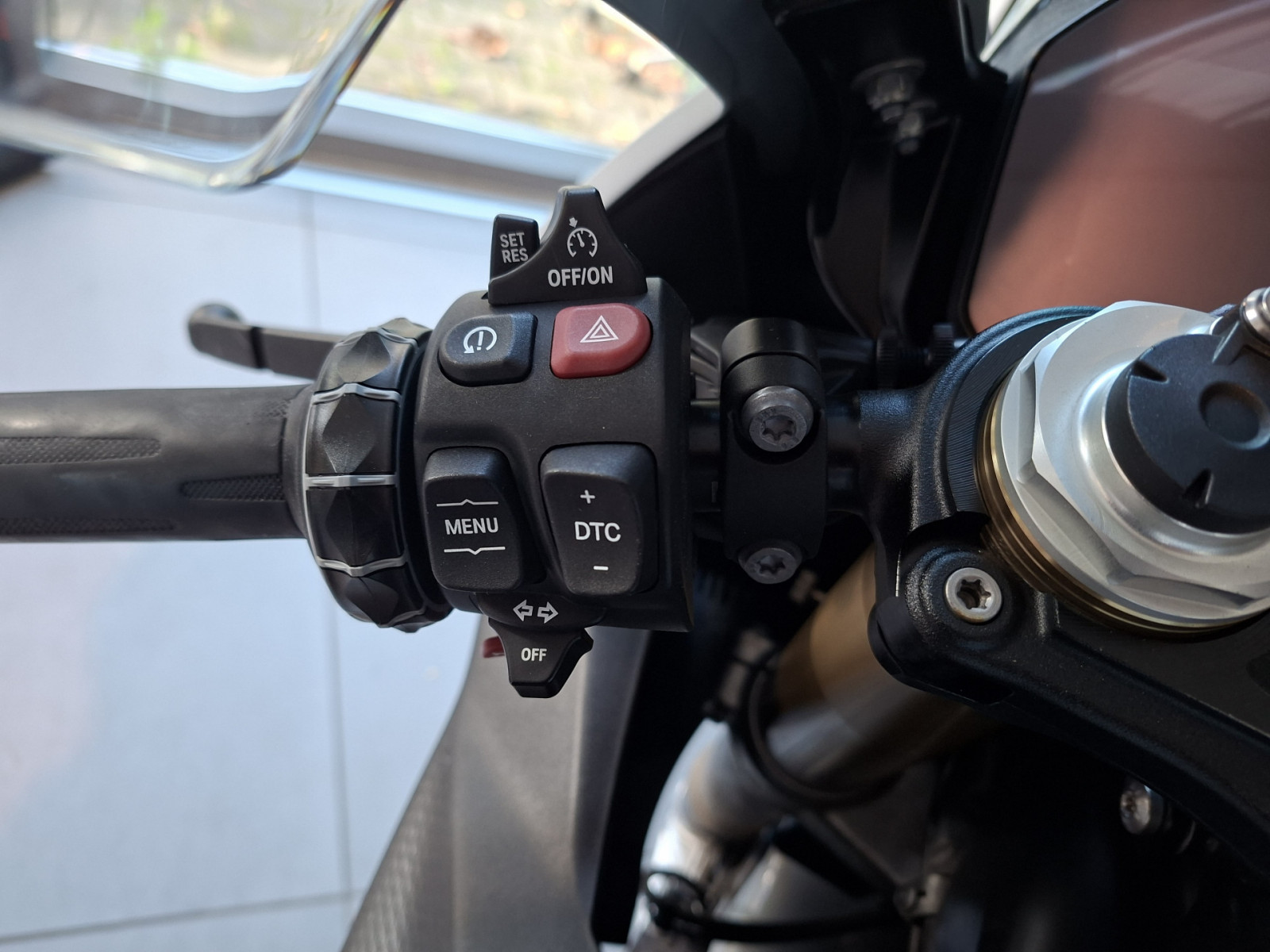 BMW S 1000 RR – Produktfoto 13