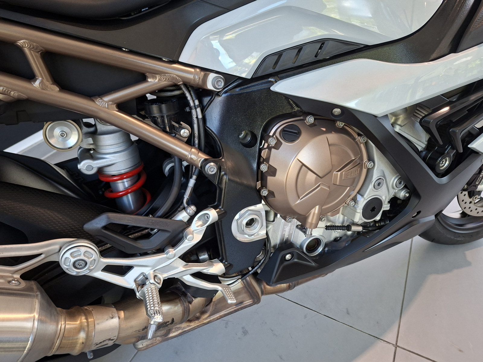 BMW S 1000 RR – Produktfoto 5