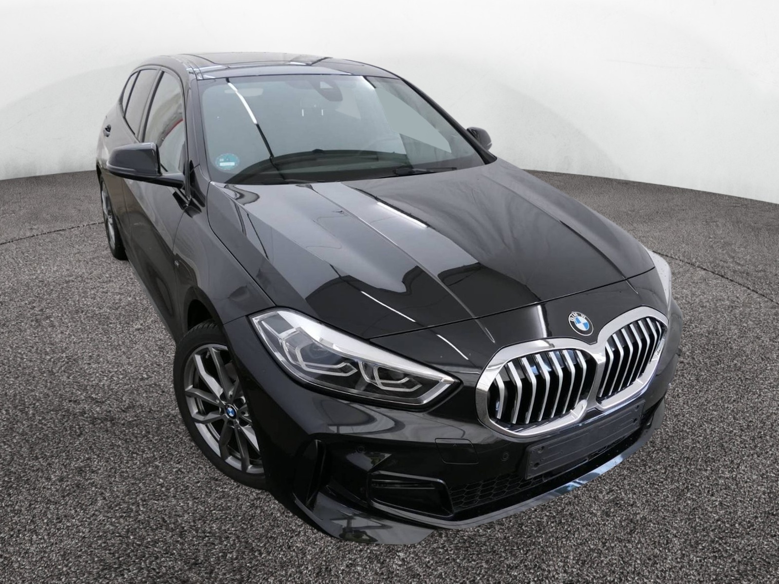 BMW 118 i M-Sport – Produktfoto 2