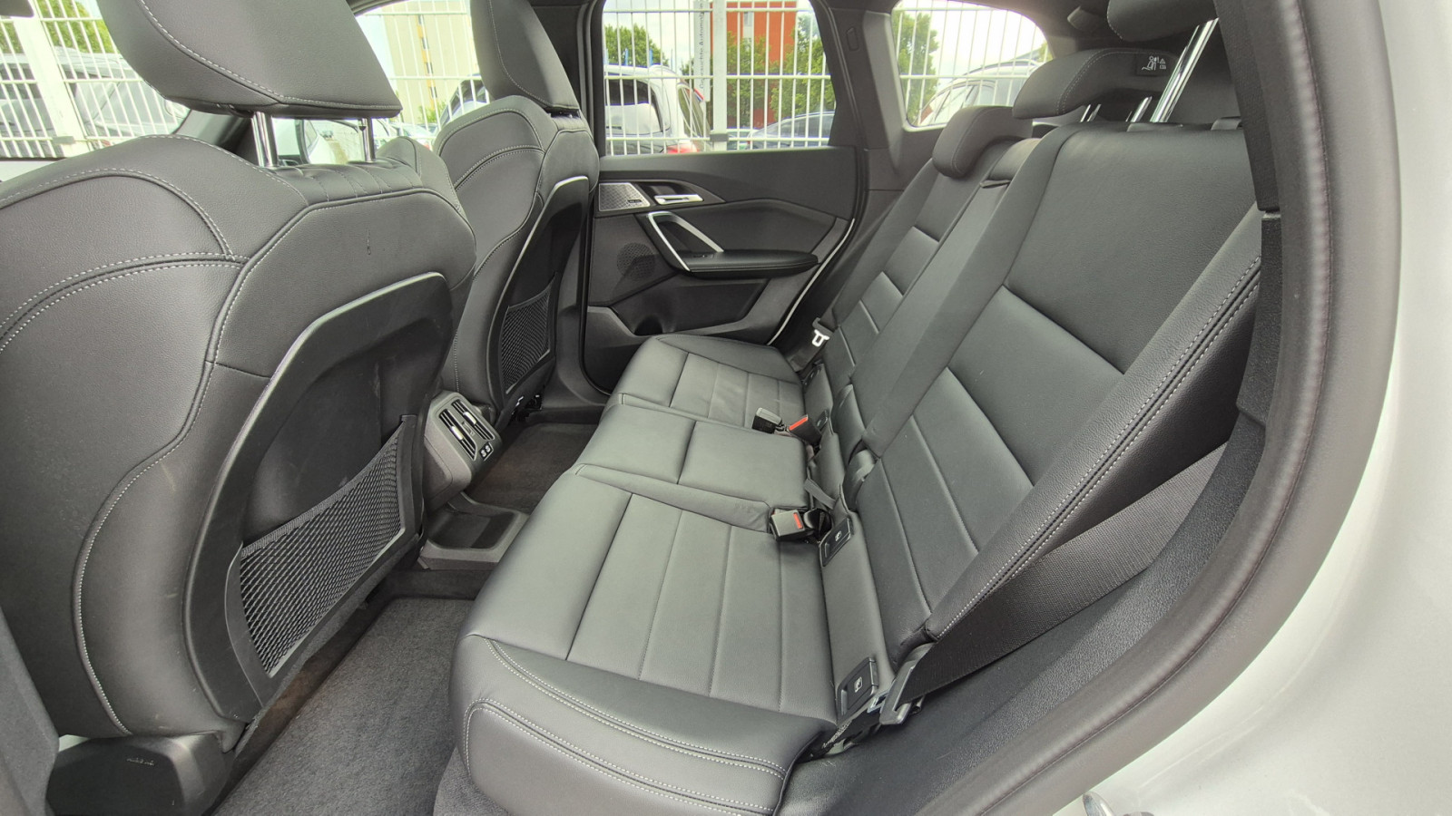 BMW iX1 xDrive30 M-Sport – Produktfoto 14