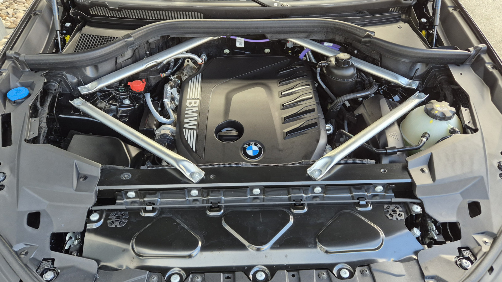 BMW X6 xDrive 40d M Sport Pro – Produktfoto 20