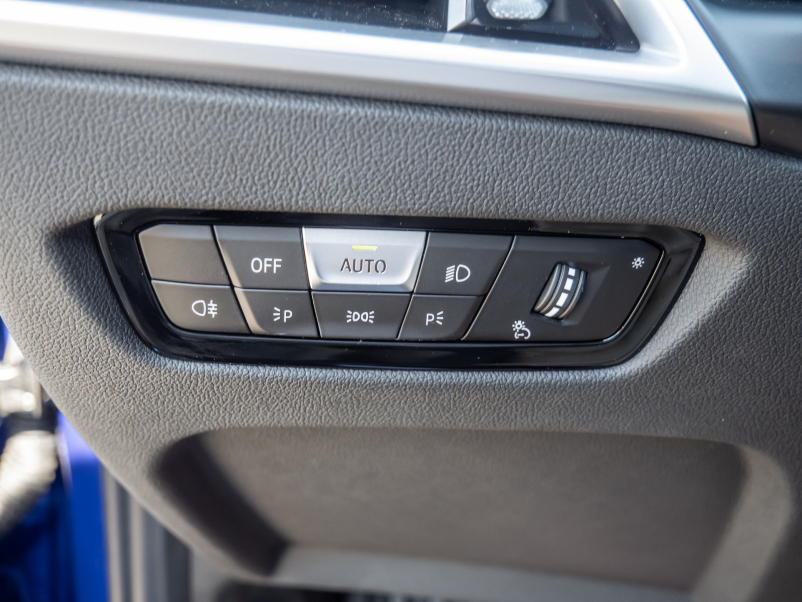 BMW 320i xDrive M-Sport Pro – Produktfoto 18