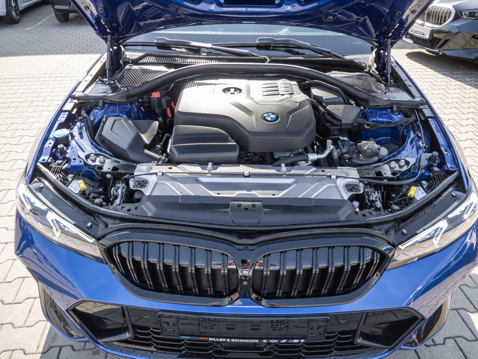 BMW 320i xDrive M-Sport Pro – Produktfoto 24