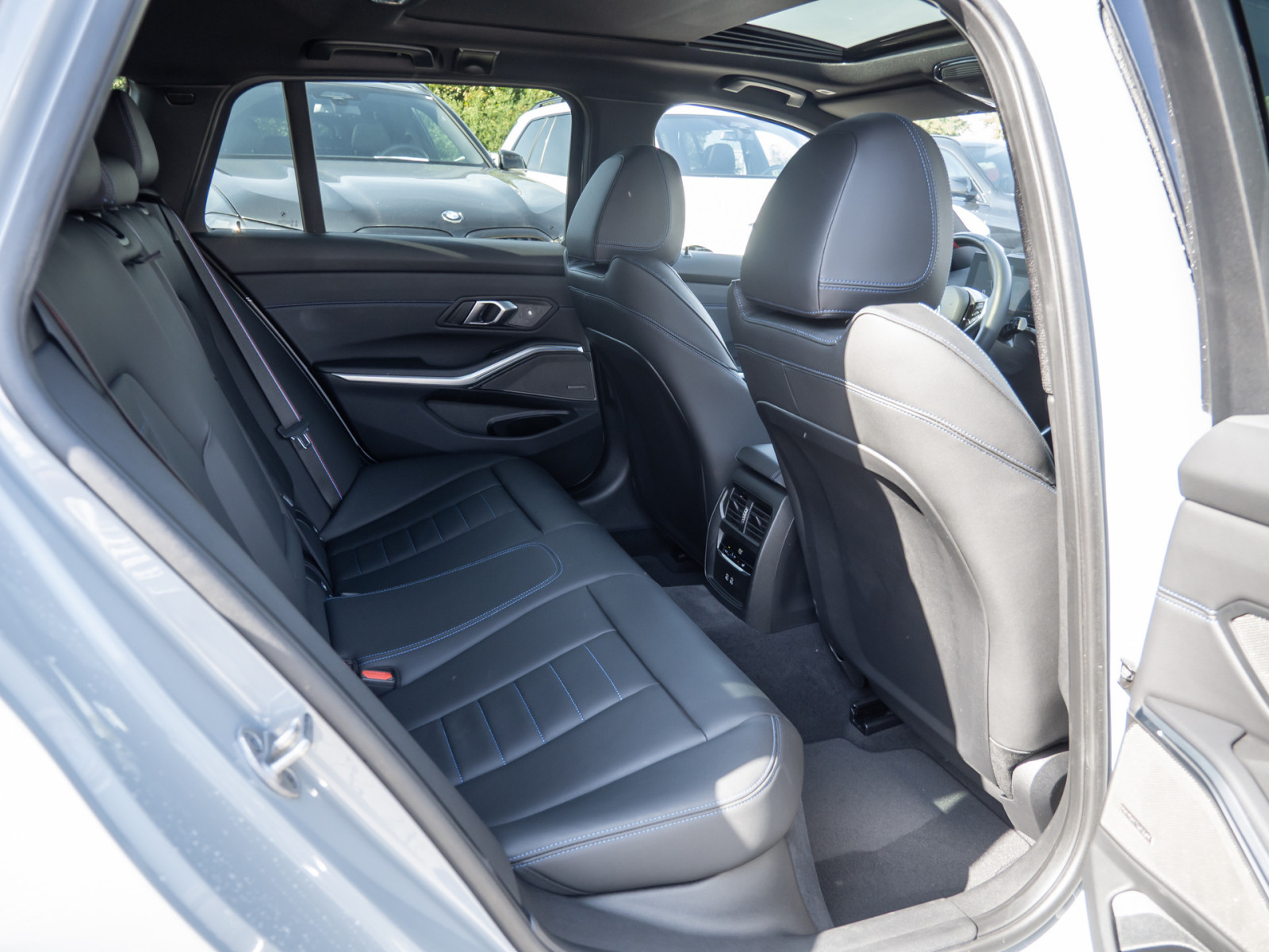 BMW M340d Touring xDrive – Produktfoto 8