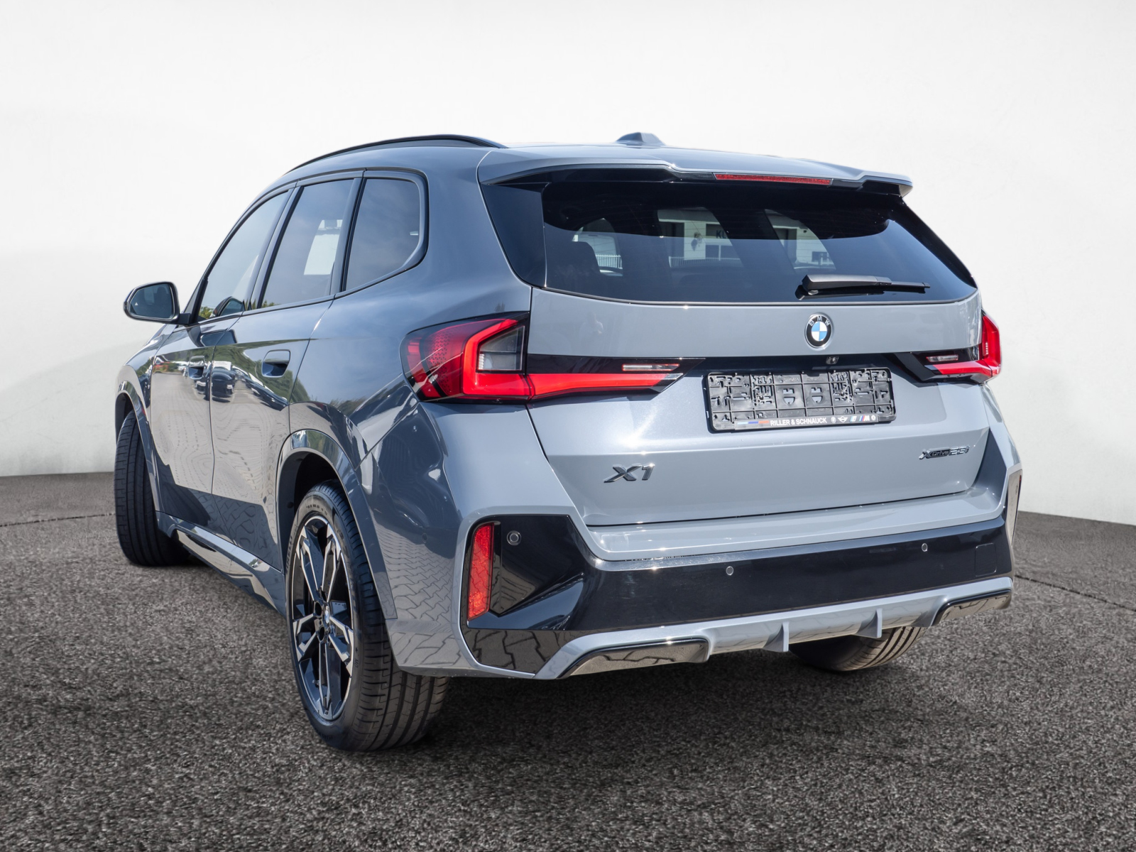 BMW X1 xDrive 23i M-Sport – Produktfoto 5