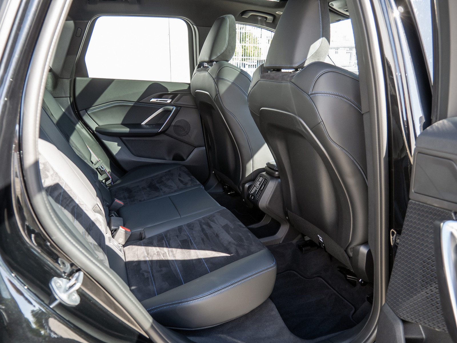 BMW X1 sDrive 18i M Sport Pro – Produktfoto 10