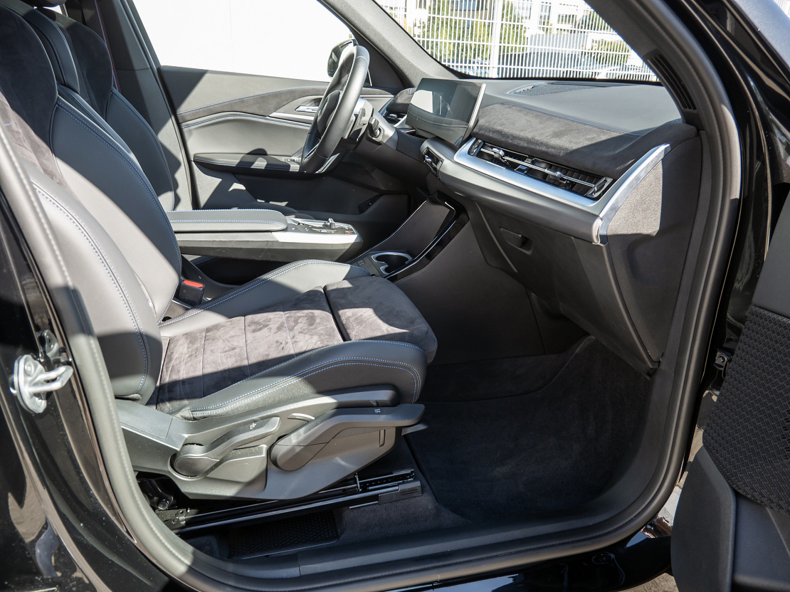 BMW X1 sDrive 18i M Sport Pro – Produktfoto 9
