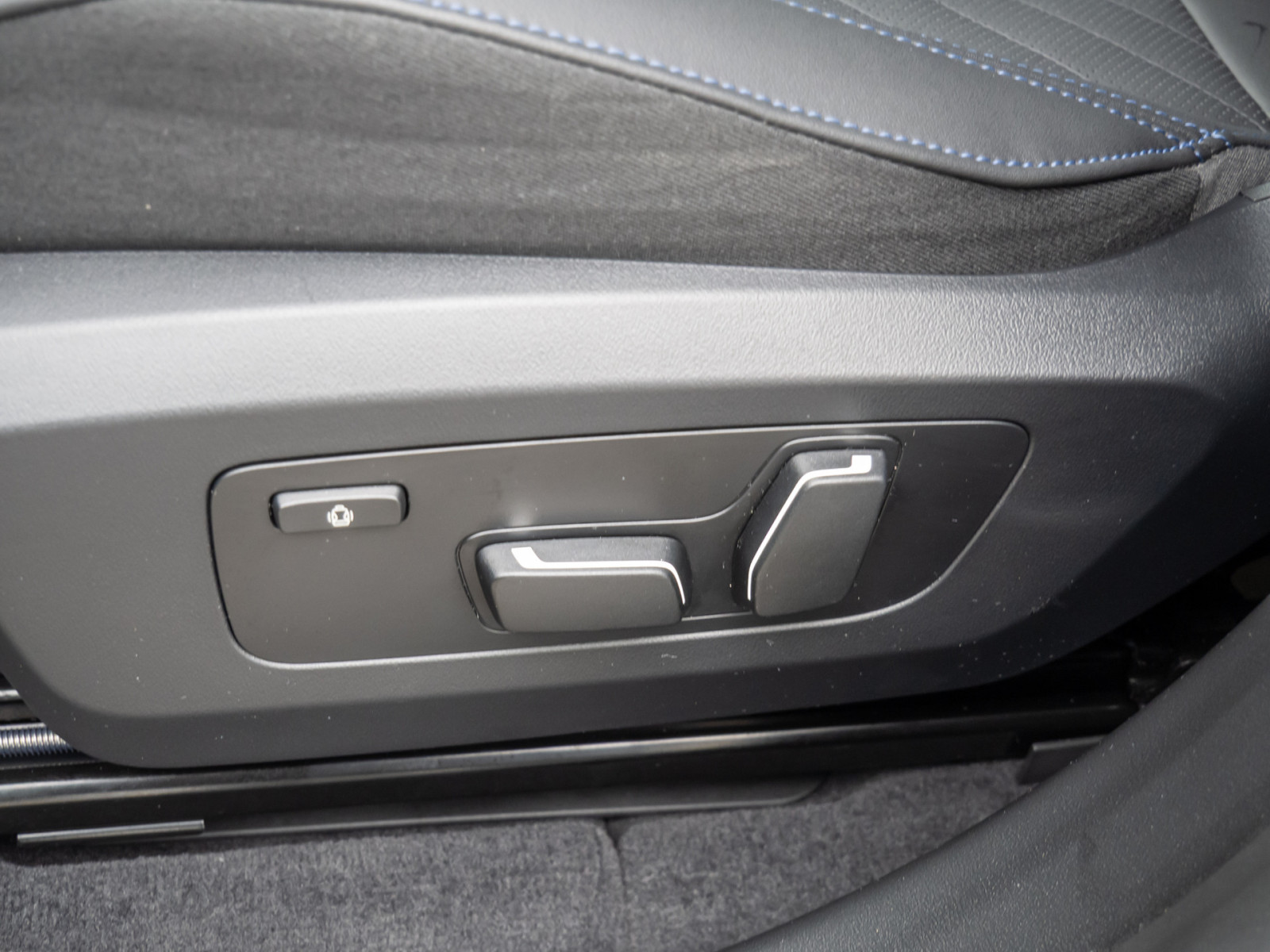 BMW X3 20 Drive M-Sport – Produktfoto 19