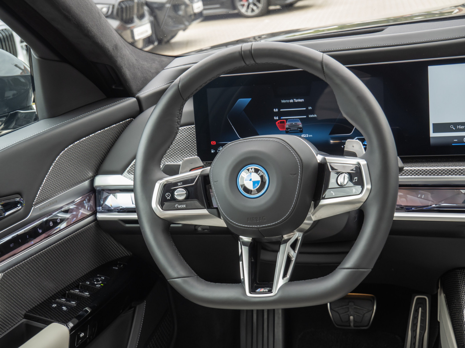 BMW 750e xDrive M-Sport – Produktfoto 10