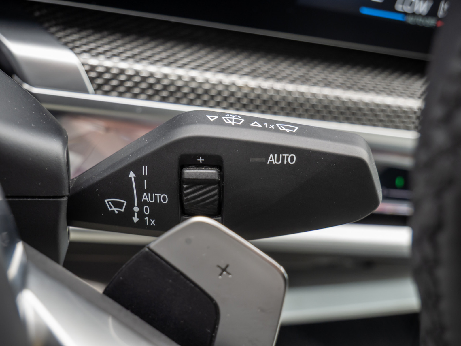 BMW 750e xDrive M-Sport – Produktfoto 18