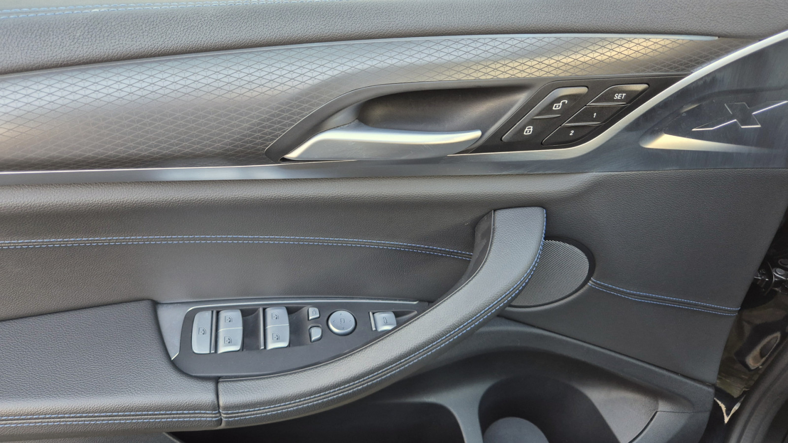 BMW iX3 M-Sport – Produktfoto 14