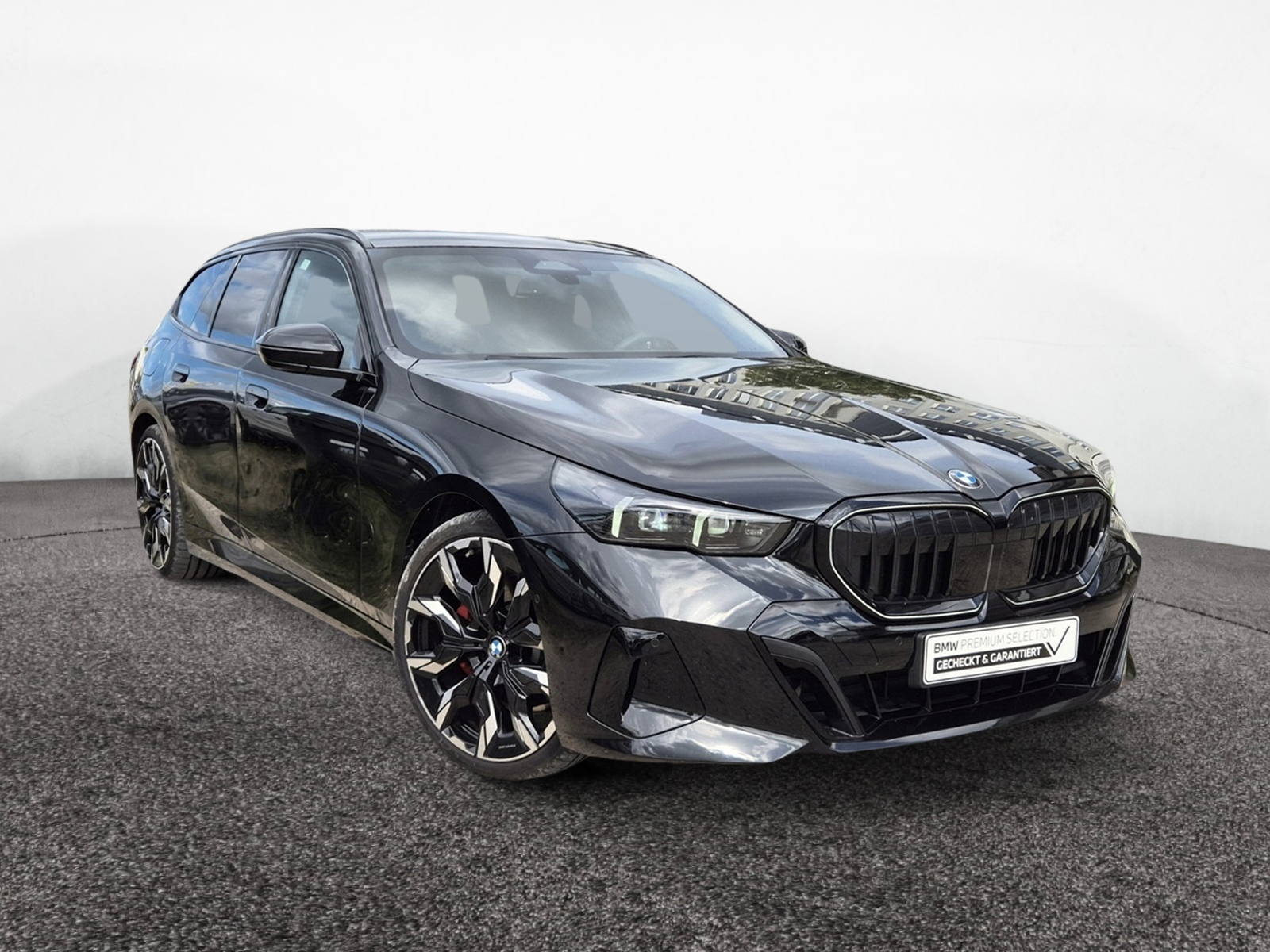 BMW 520i Touring M Sport Pro – Produktfoto 2