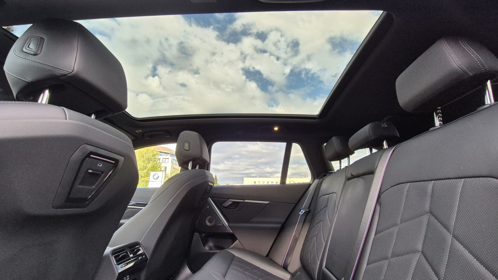 BMW 520d Touring xDrive M Sport – Produktfoto 16