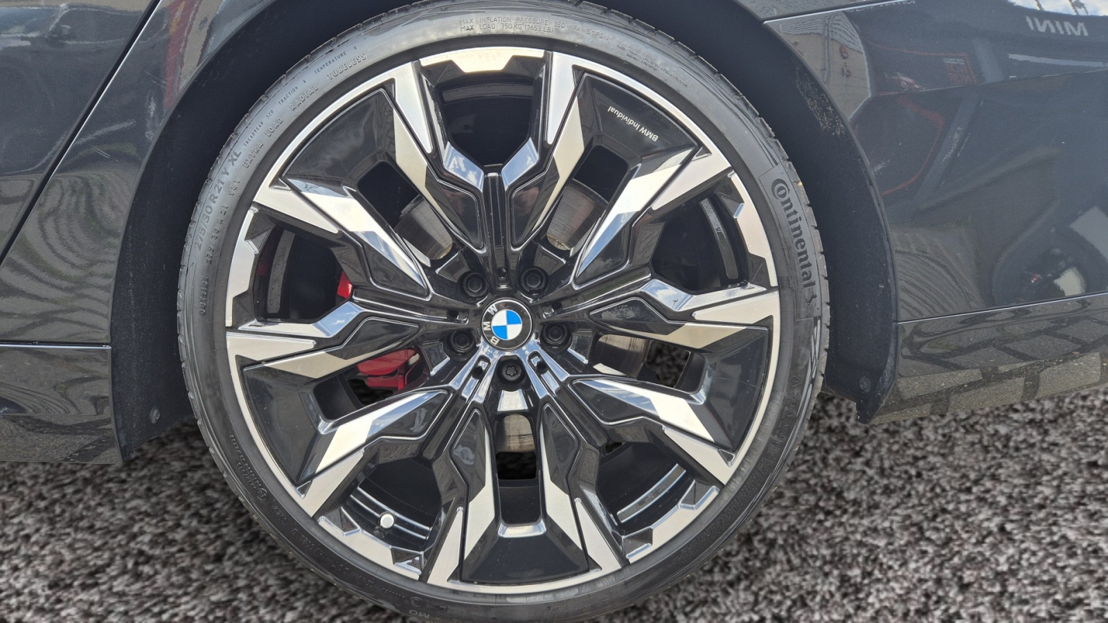 BMW 520d Touring xDrive M Sport – Produktfoto 5