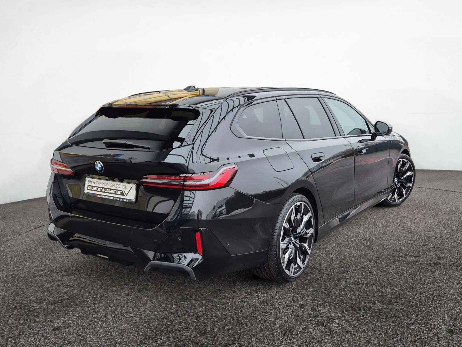 BMW 520d Touring xDrive M Sport Pro – Produktfoto 3