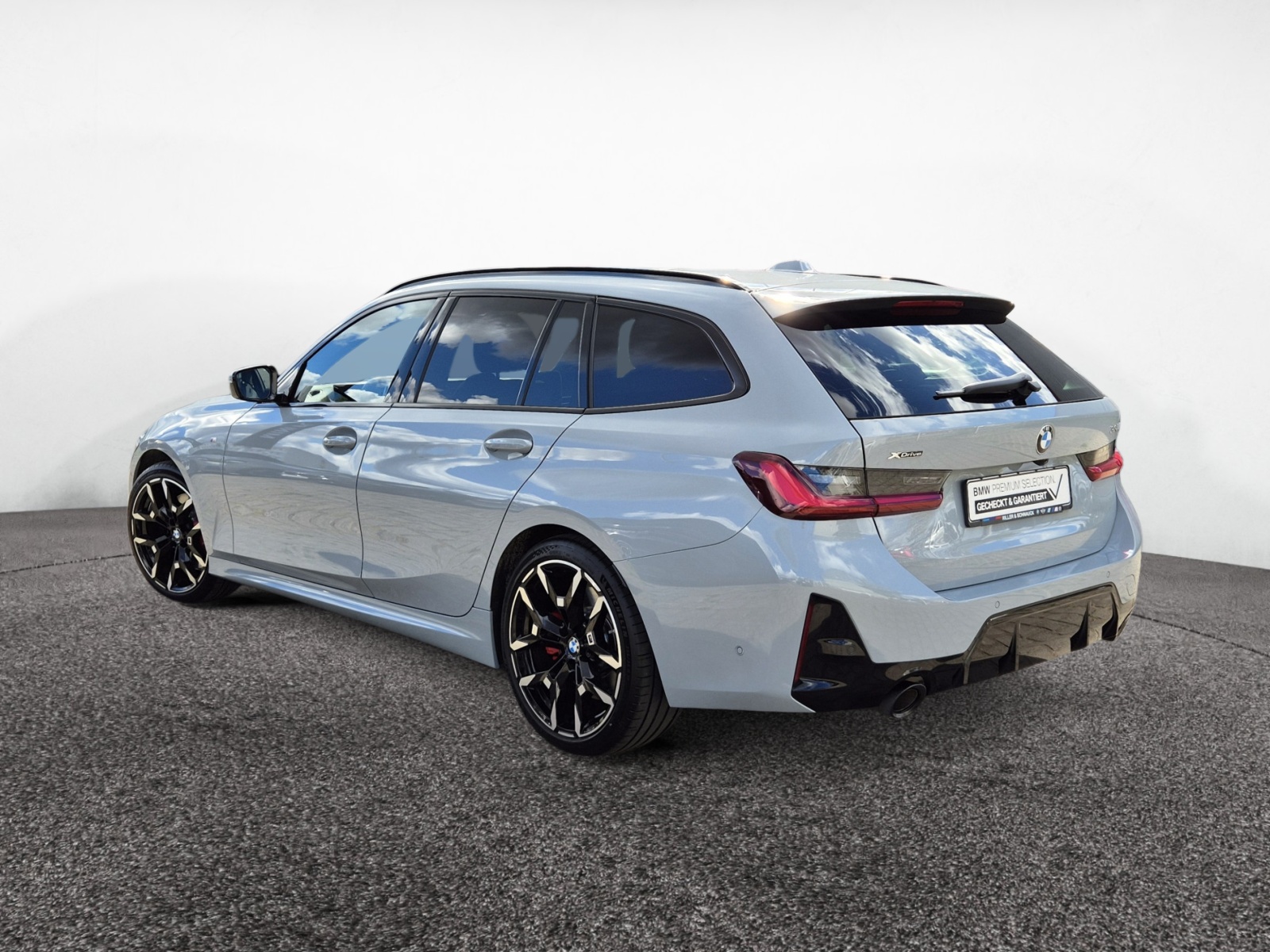 BMW 330i Touring xDrive M Sport Pro – Produktfoto 4