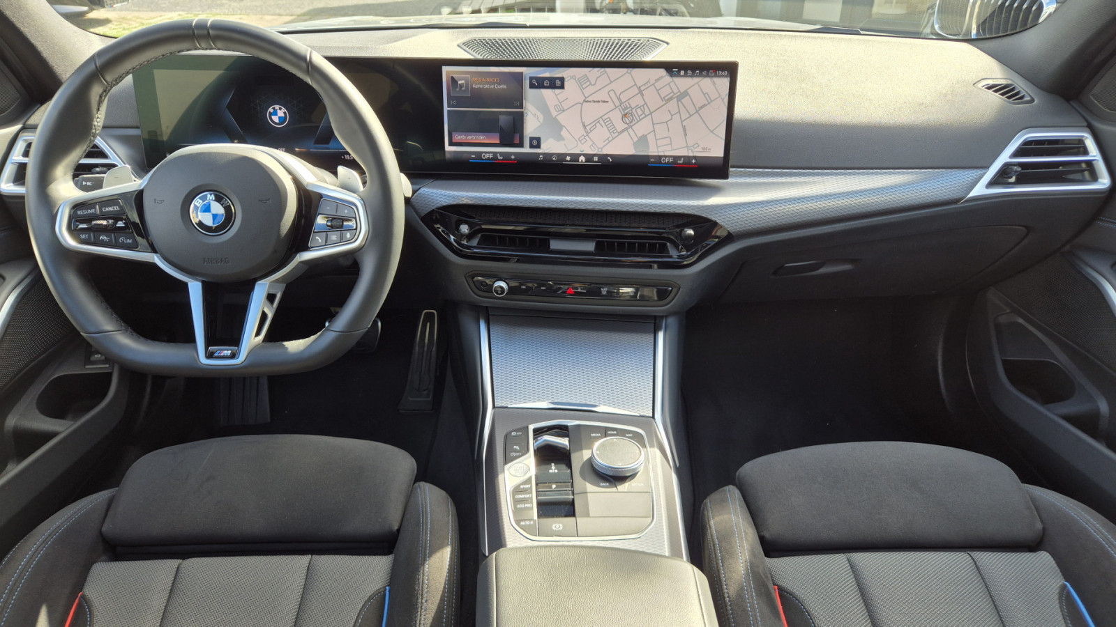 BMW 330i Touring xDrive M Sport Pro – Produktfoto 6