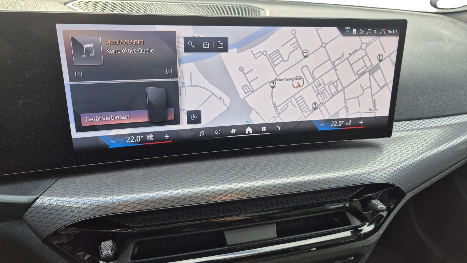BMW 320d Touring xDrive M-Sport – Produktfoto 4
