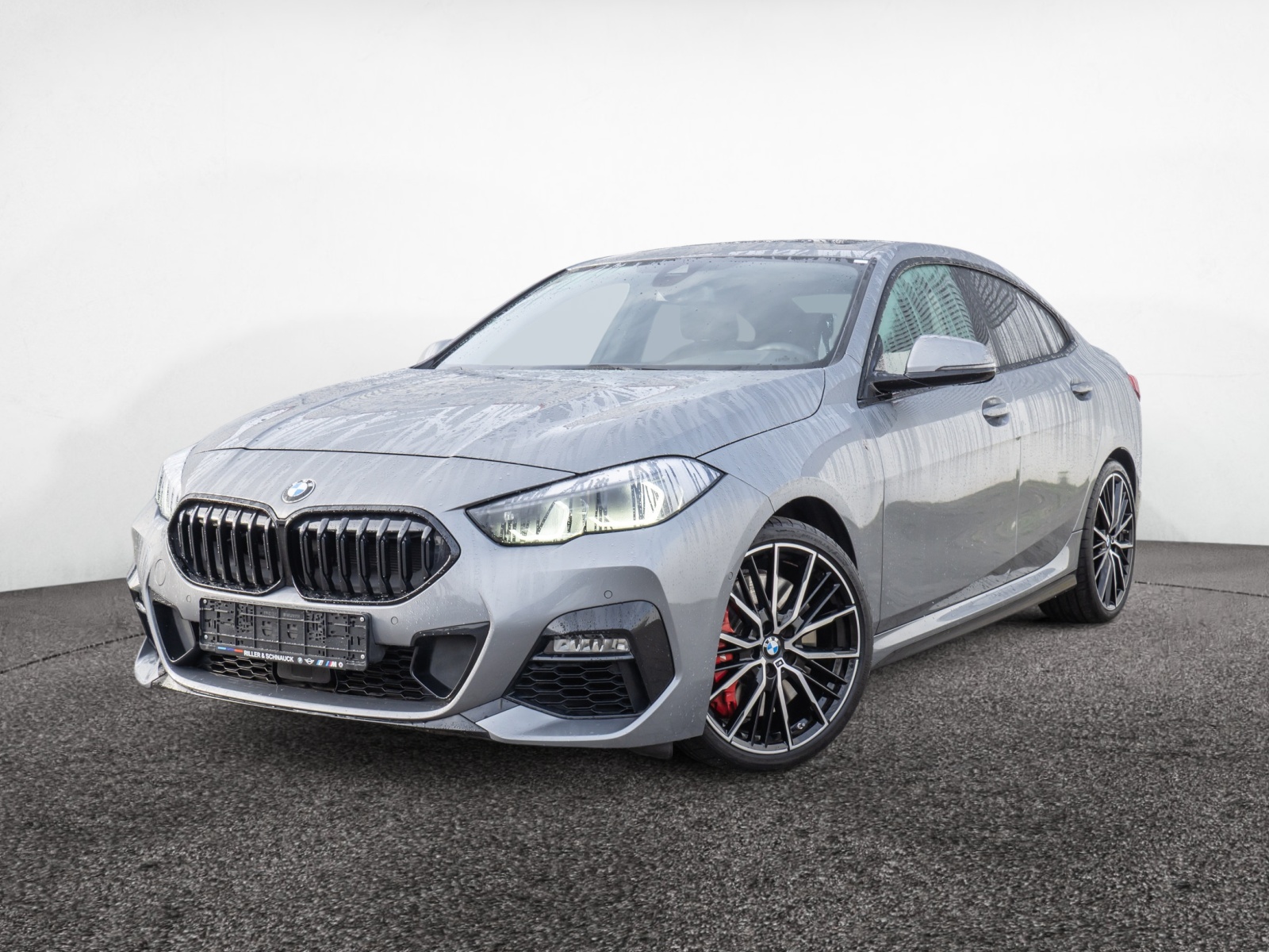 BMW 220 i xDrive M Sport – Produktfoto 1