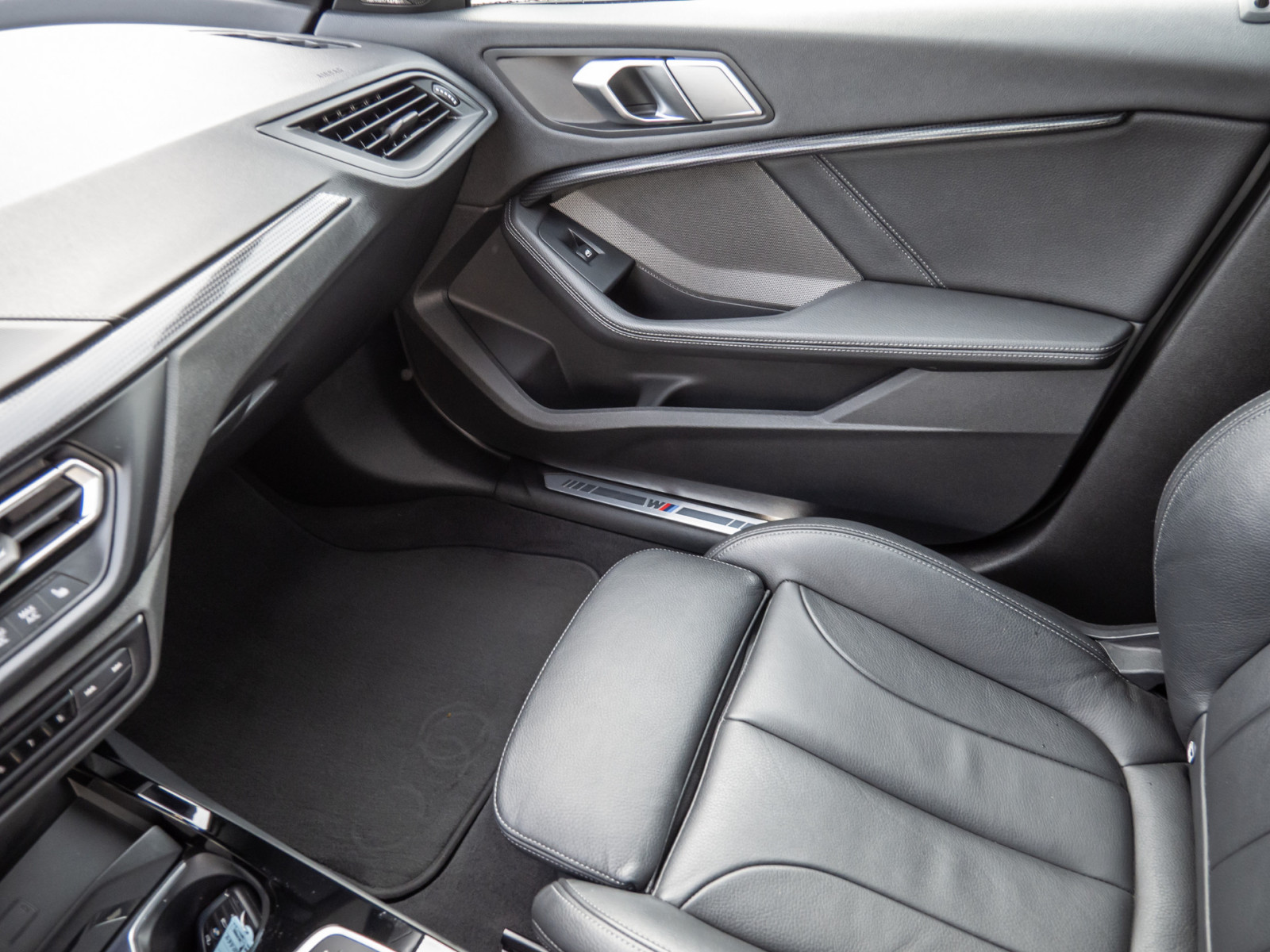 BMW 220 i xDrive M Sport – Produktfoto 17