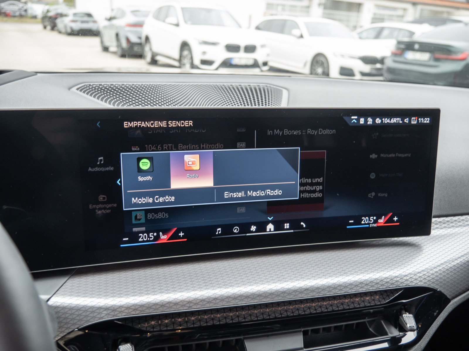 BMW 330i Touring xDrive M-Sport – Produktfoto 13